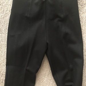 NYGARD SLIMS BY PETER NYGARD. WONDERFUL slimming ankle pant. Small 6/8.